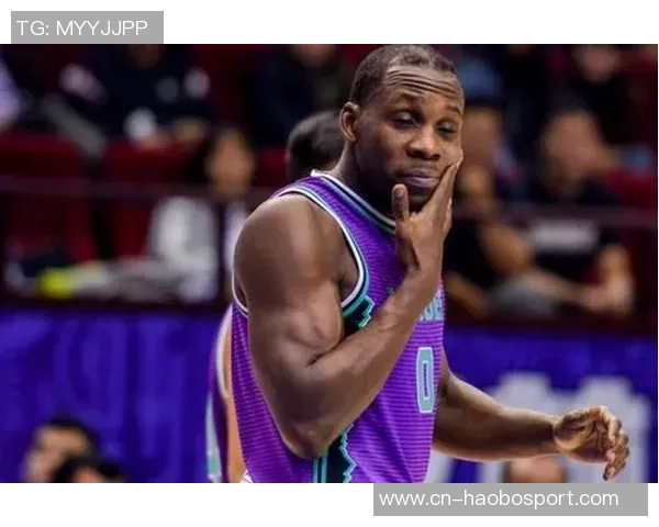 哈德森的传奇之旅探索他在篮球历史中的辉煌成就与影响力